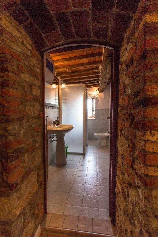 Le Dame Del Borgo Apartment Sassetta Exterior photo